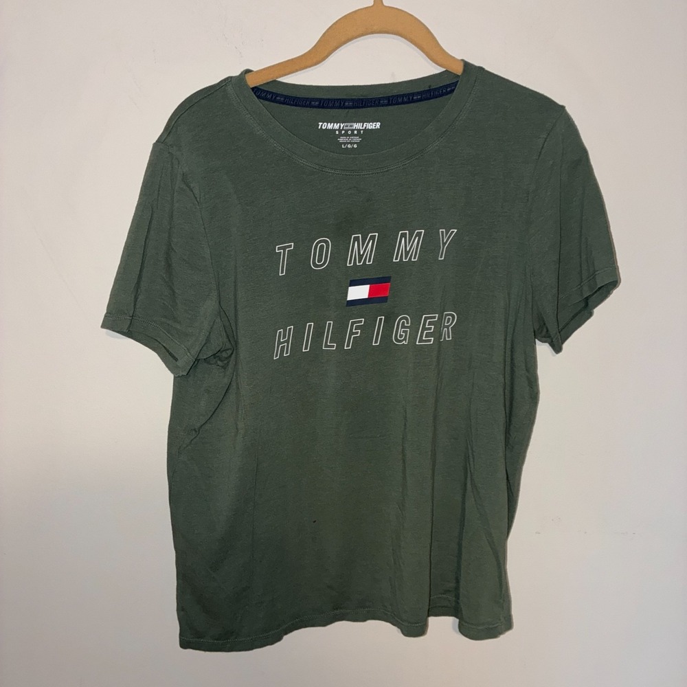 Tommy Hilfiger Sport Men's Large Olive Green Flag Logo Graphic T-Shirt